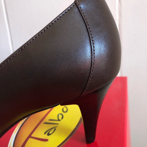 NWT Talbots Gemini Brown Leather Heels, Size 8 - Picture 6 of 7